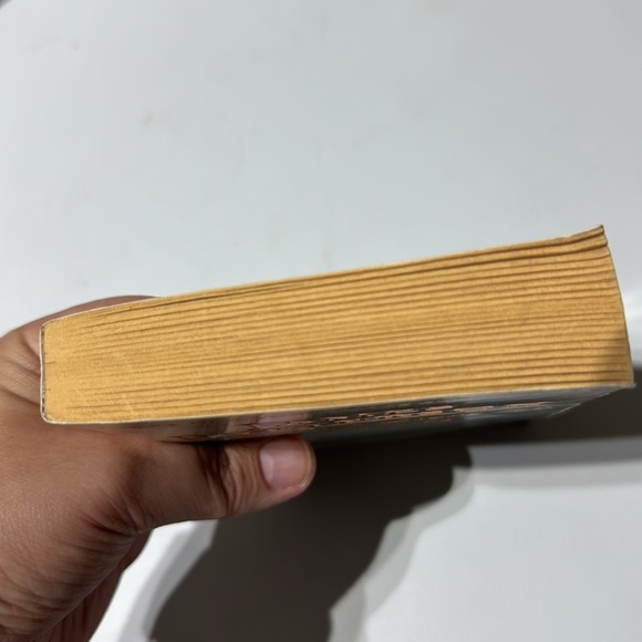 Paper back | book | Suzanne's Diary for Nicholas by James Patterson - Picture 5 of 6